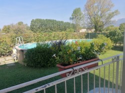 viareggio-campagna-vendesi-villa-con-piscina