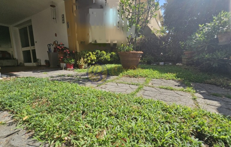 Villetta a schiera in vendita a Viareggio