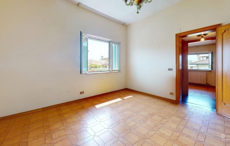 Villa singola in vendita a Camaiore