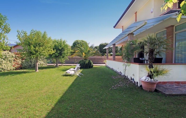 Villa singola in affitto a Forte dei Marmi