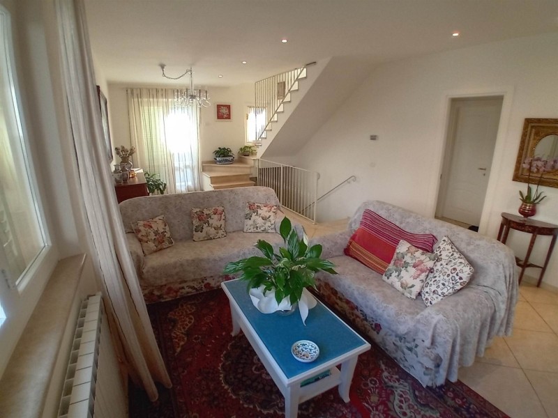 planimetria - Villa singola in vendita a Pietrasanta