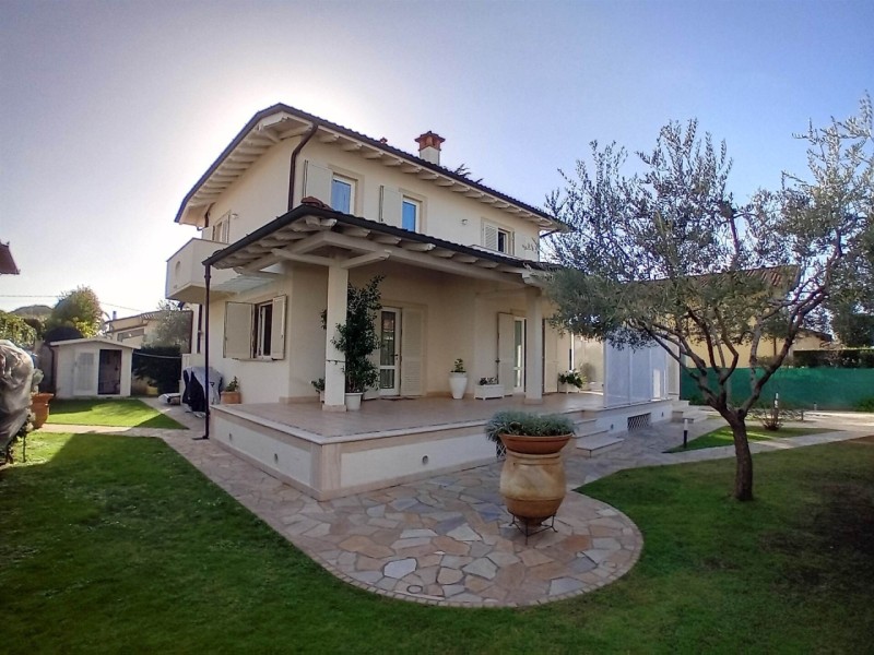 planimetria - Villa singola in vendita a Pietrasanta
