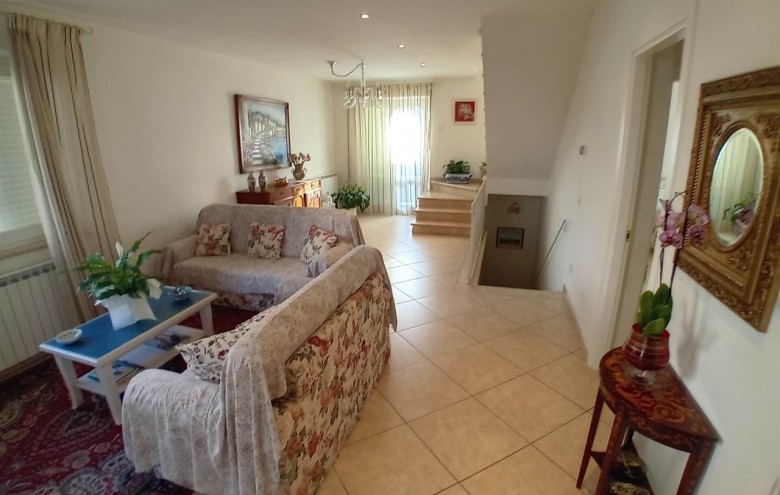 Villa singola in vendita a Pietrasanta
