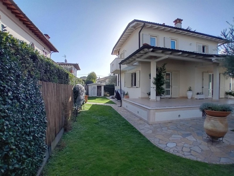 planimetria - Villa singola in vendita a Pietrasanta