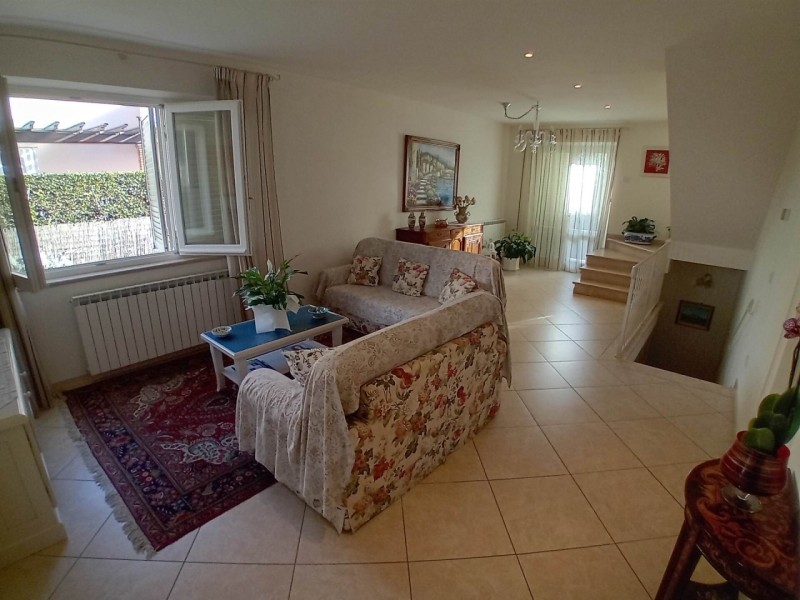planimetria - Villa singola in vendita a Pietrasanta