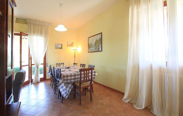 Bifamiliare in affitto a Forte dei Marmi