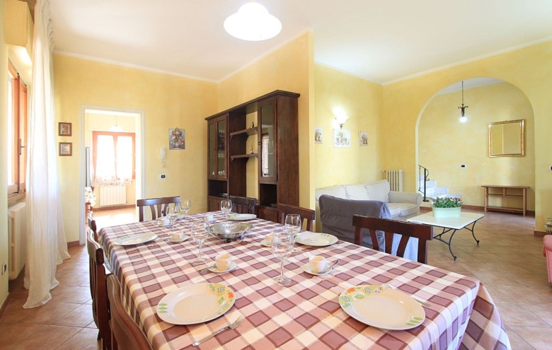 Bifamiliare in affitto a Forte dei Marmi