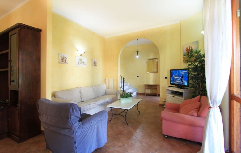 Bifamiliare in affitto a Forte dei Marmi