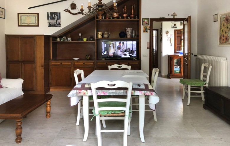 Bifamiliare in affitto a Forte dei Marmi