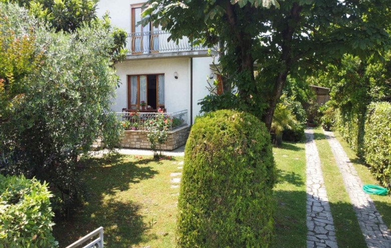 Bifamiliare in affitto a Forte dei Marmi