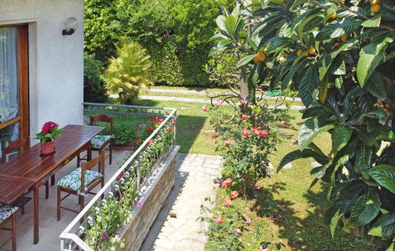 Bifamiliare in affitto a Forte dei Marmi