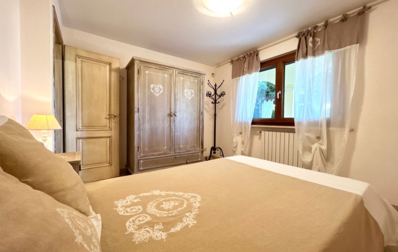 Bifamiliare in affitto a Forte dei Marmi