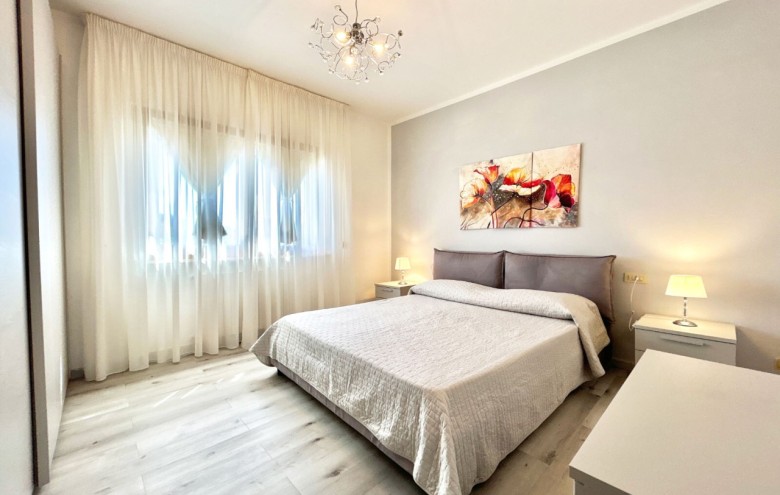 Bifamiliare in affitto a Forte dei Marmi