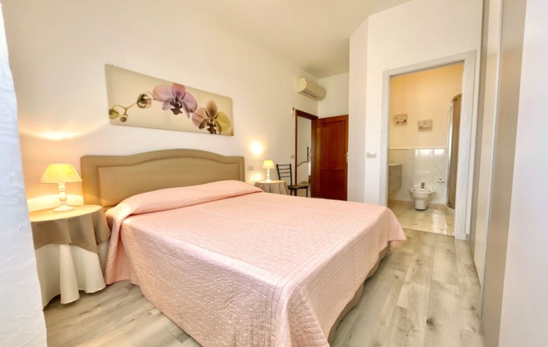 Bifamiliare in affitto a Forte dei Marmi