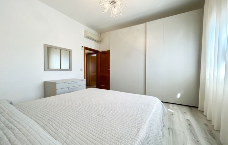 Bifamiliare in affitto a Forte dei Marmi