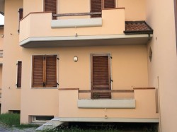 porzione-di-villetta-a-schiera