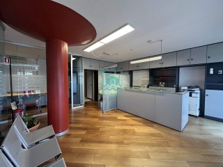 Ufficio in vendita a Viareggio