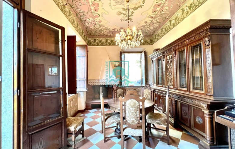 Villa singola in vendita a Camaiore