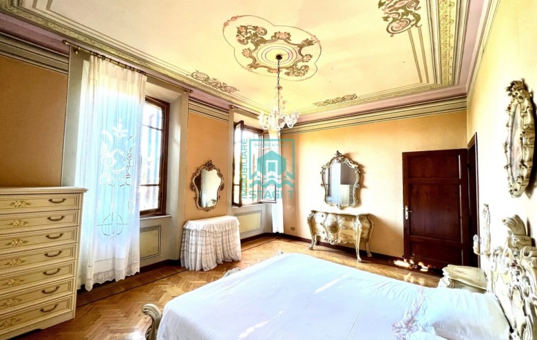 Villa singola in vendita a Camaiore