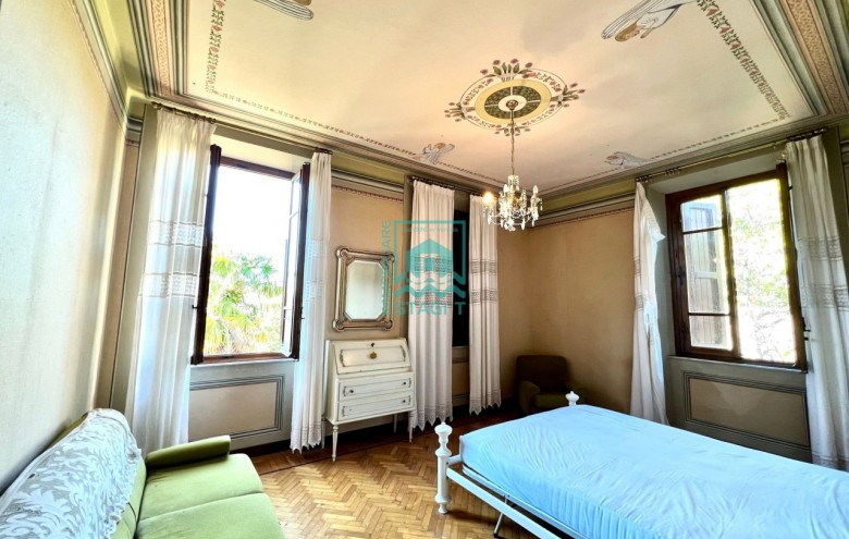 Villa singola in vendita a Camaiore