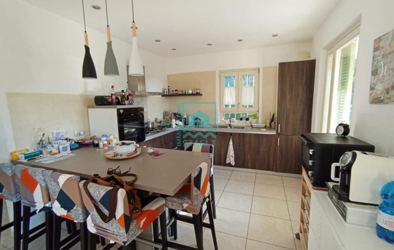 Villa singola in vendita a Camaiore