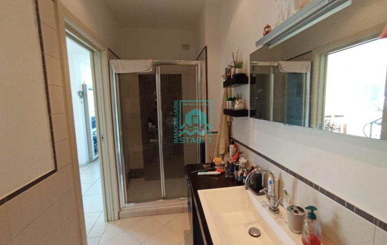 Villa singola in vendita a Camaiore