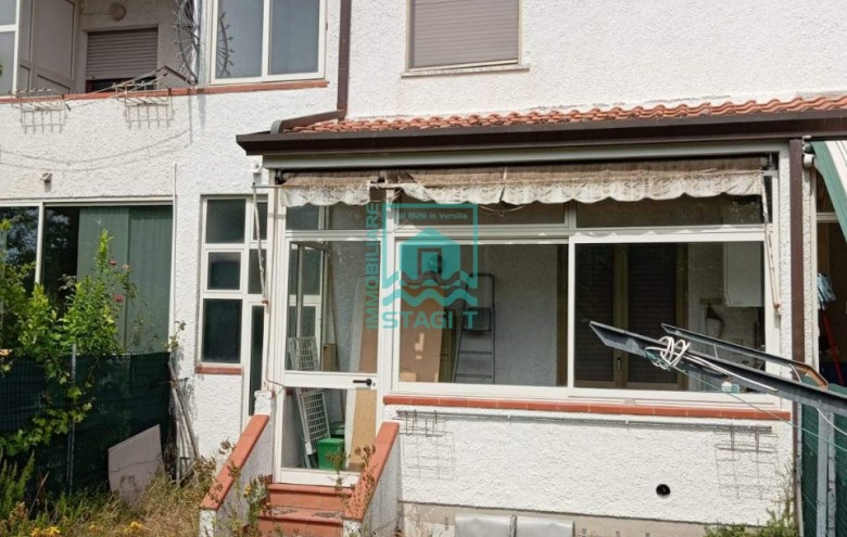 Villetta a schiera in vendita a Pietrasanta