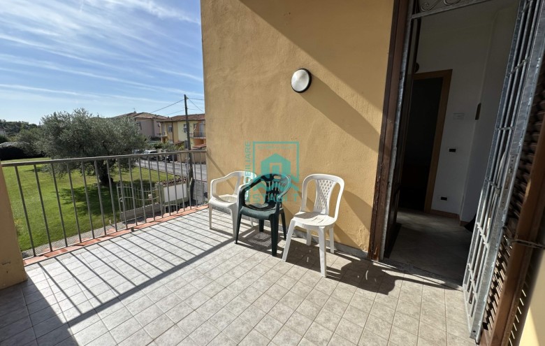 Bifamiliare in vendita a Camaiore