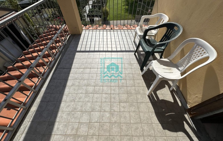 Bifamiliare in vendita a Camaiore