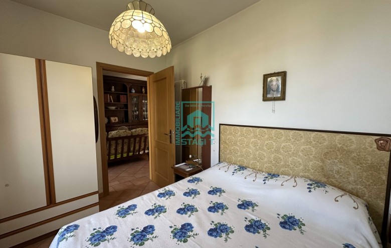 Bifamiliare in vendita a Camaiore