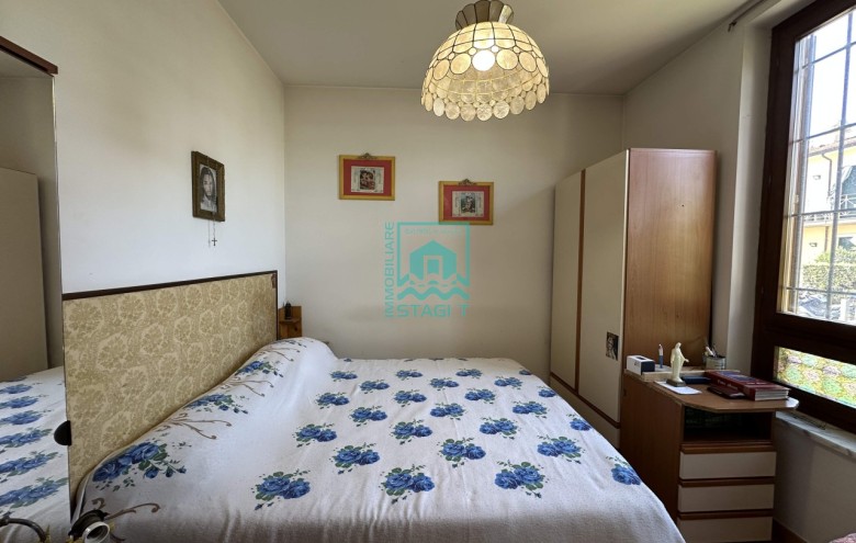 Bifamiliare in vendita a Camaiore