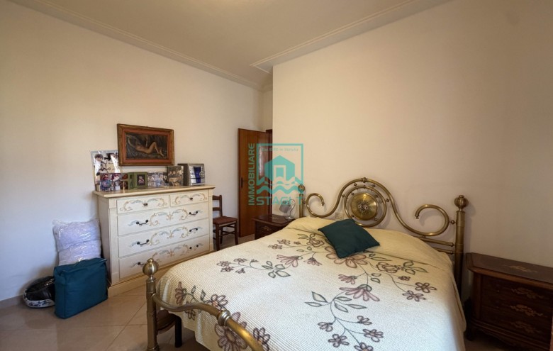 Bifamiliare in vendita a Camaiore