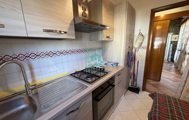 Bifamiliare in vendita a Camaiore
